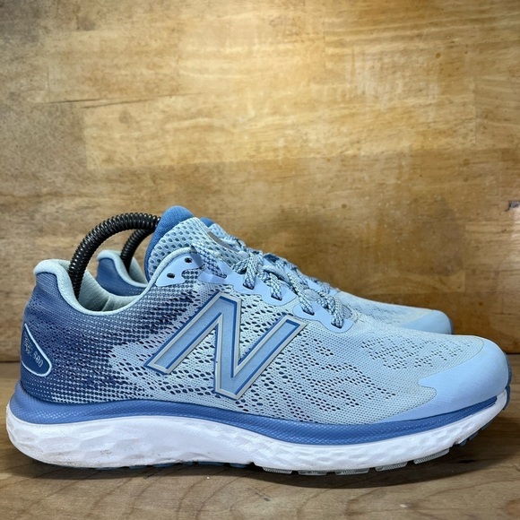 New Balance 680 v7 REFLECTIVE Womens Size 9.5 (B) Running Shoes Blue W680LB7 - Picture 1 of 9